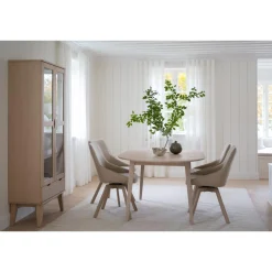 Alison tuoli valkolakattu tammijalka / vaalea beige kangas